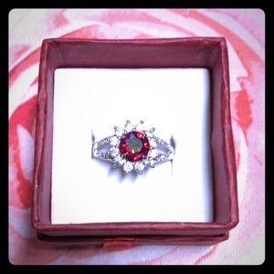 Snowflake sunburst statement cocktail fashion ring